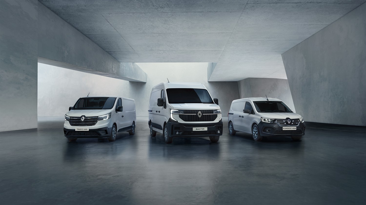 E-Tech electric - charging at home - charging at work - Renault